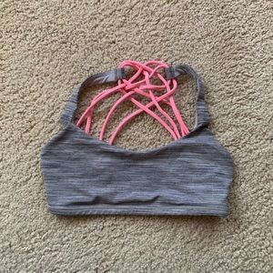 lululemon sports bra